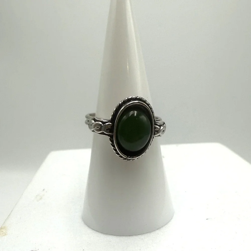 Vintage Silver Tone Adjustable Ring Oval Green Jade Stone Ornate Scroll Detail
